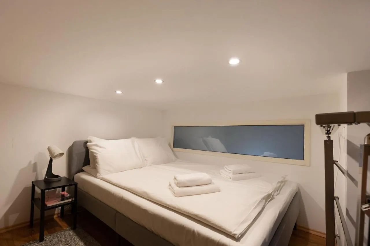 Apartamento New, Centrally Located, But Quiet 4 Sleeper Budapeste
